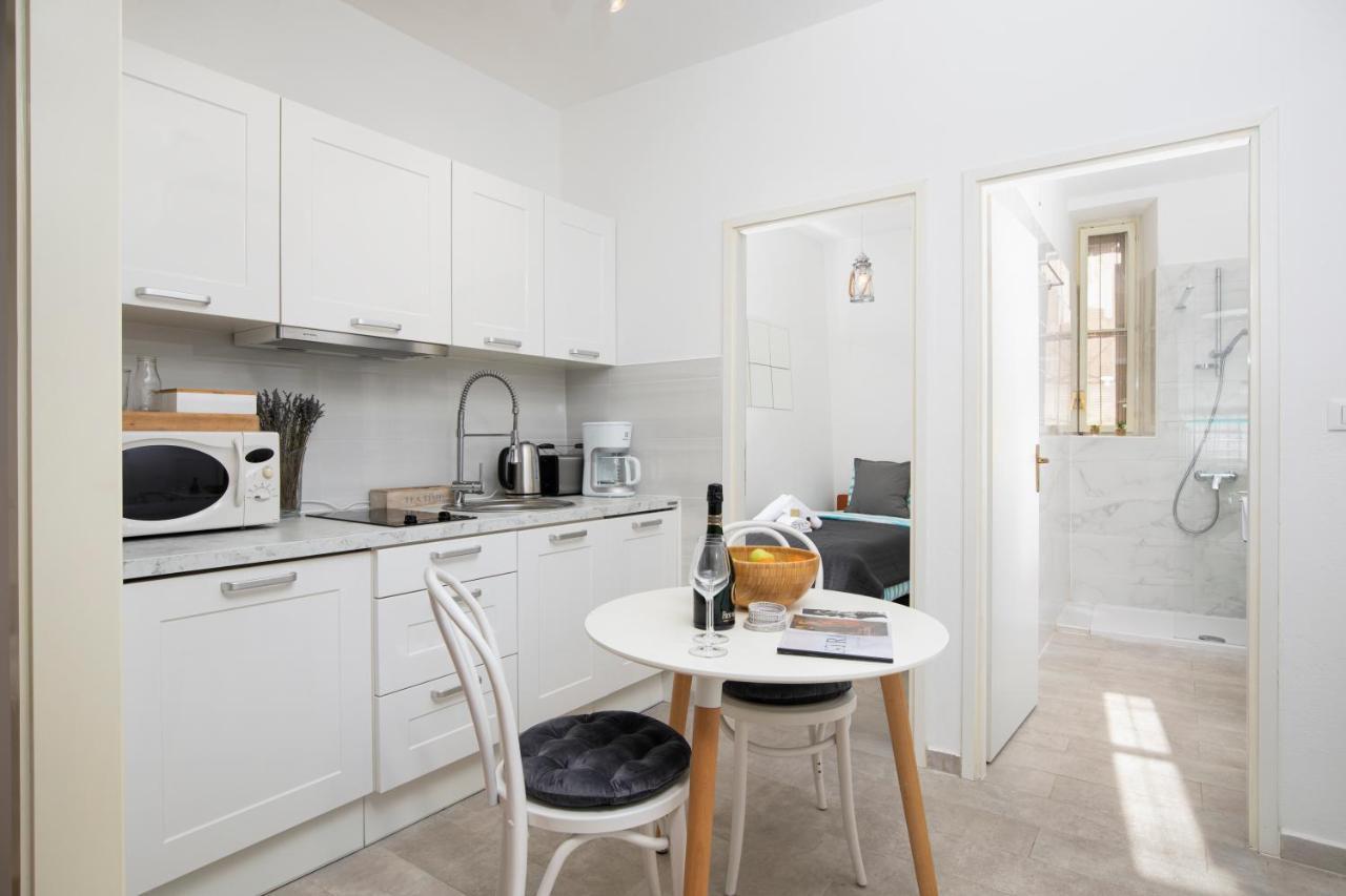 Kandlers Street Apartment Pula Exterior photo