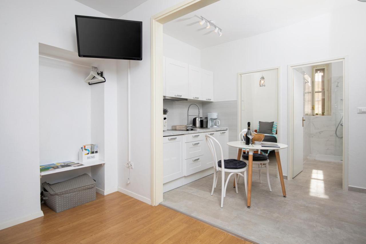 Kandlers Street Apartment Pula Exterior photo