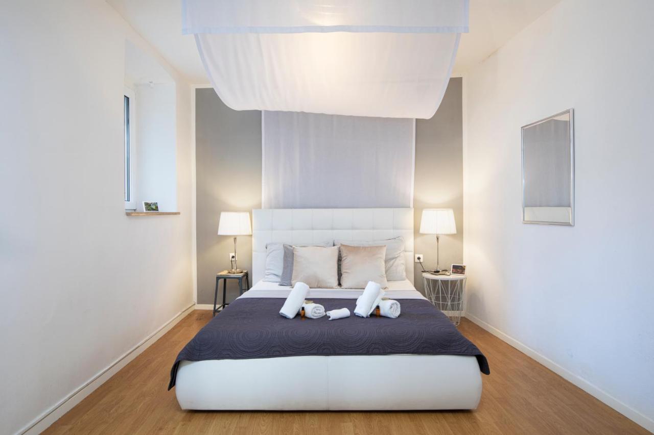 Kandlers Street Apartment Pula Exterior photo